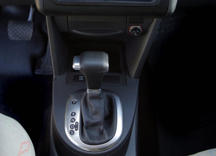 Technical specifications and characteristics for【Volkswagen Caddy Maxi Life】 - picture 14