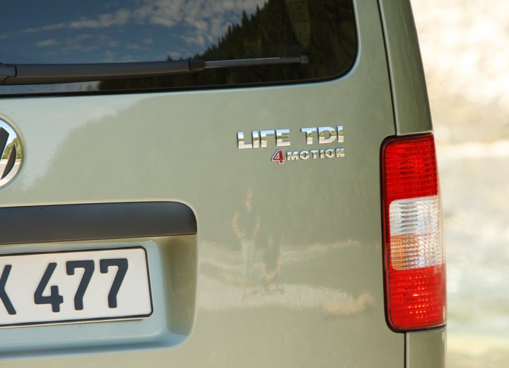 Technical specifications and characteristics for【Volkswagen Caddy Maxi Life】 - picture 12