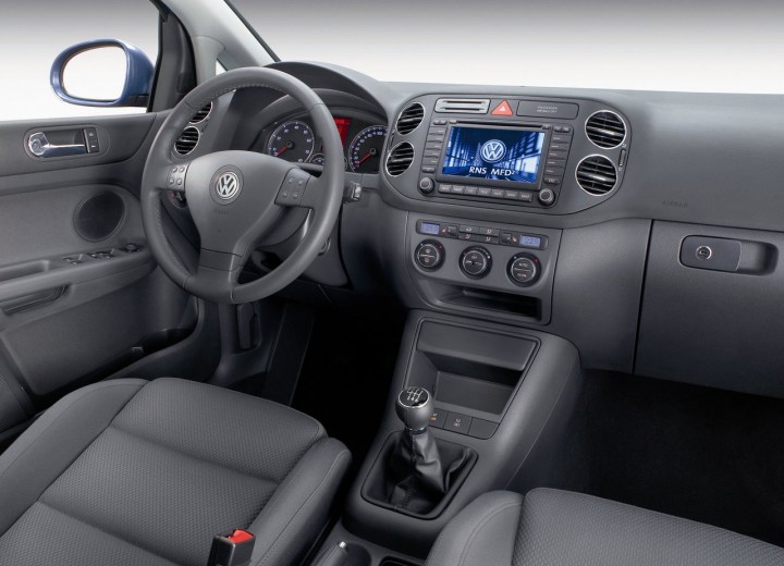 Technical specifications and characteristics for【Volkswagen Golf V Plus】 - picture 5