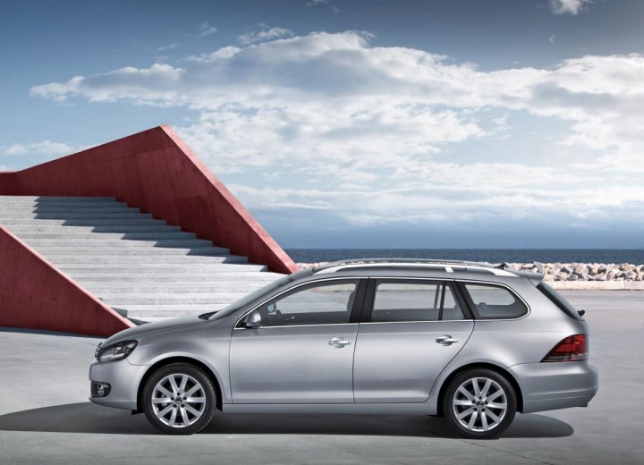 Technical specifications and characteristics for【Volkswagen Golf VI Variant】 - picture 2
