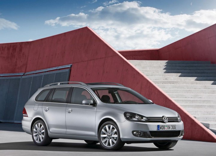 Technical specifications and characteristics for【Volkswagen Golf VI Variant】 - picture 1