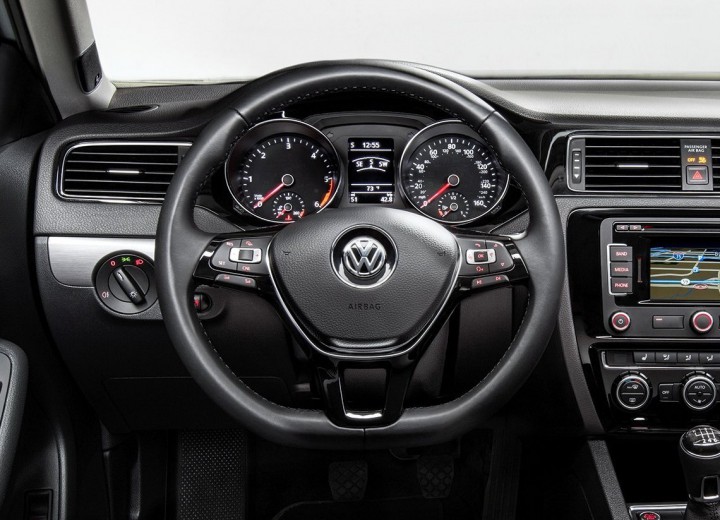 Especificaciones técnicas de Volkswagen Jetta VI Restyling - picture 5