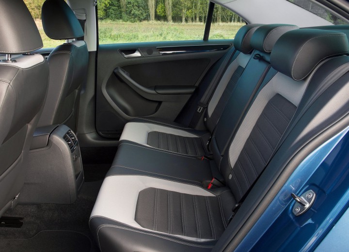 Especificaciones técnicas de Volkswagen Jetta VI Restyling - picture 8