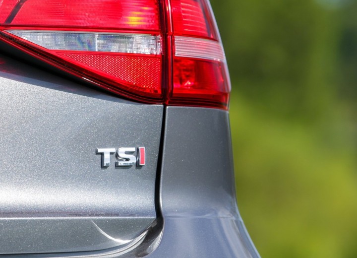 Especificaciones técnicas de Volkswagen Jetta VI Restyling - picture 10