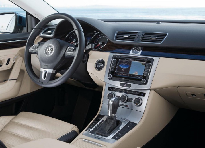 Technische Daten und Spezifikationen für Volkswagen Passat CC Restyling - picture 7