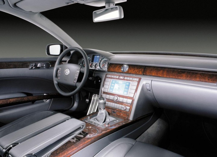 Technical specifications and characteristics for【Volkswagen Phaeton】 - picture 6