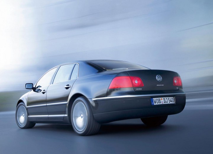Technical specifications and characteristics for【Volkswagen Phaeton】 - picture 4