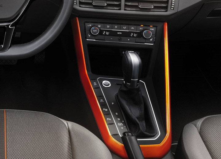 Technical specifications and characteristics for【Volkswagen Polo VI】 - picture 10