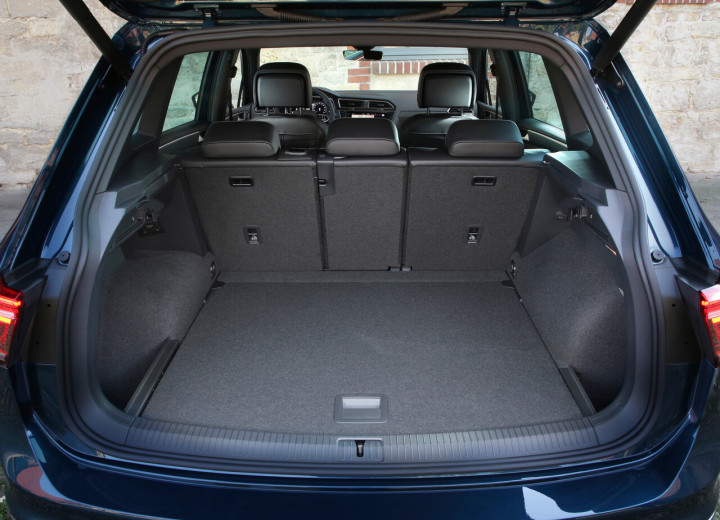Technical specifications and characteristics for【Volkswagen Tiguan II Restyling】 - picture 6