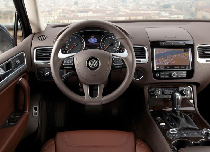 Технически характеристики за Volkswagen Touareg (7P5) - picture 6