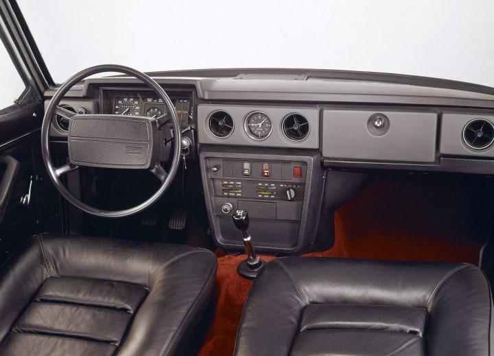 Technical specifications and characteristics for【Volvo 140 Combi (145)】 - picture 9