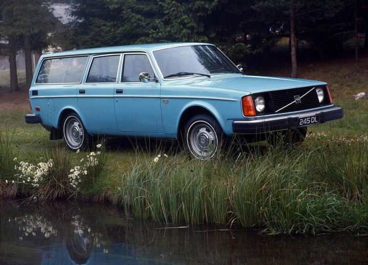 Технически характеристики за Volvo 240 Combi (P245) - picture 3
