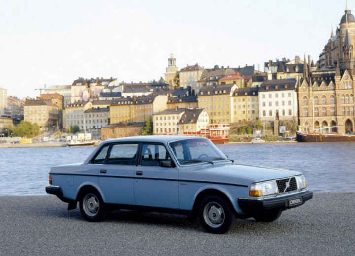 Технически характеристики за Volvo 240 (P242,P244) - picture 11