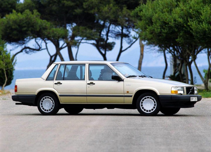 Technische Daten und Spezifikationen für Volvo 740 (744) - picture 2