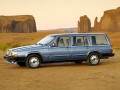 Technical specifications and characteristics for【Volvo 760 Kombi (704,765)】 - picture 1