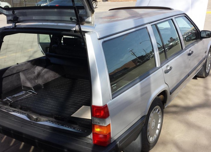 Technical specifications and characteristics for【Volvo 940 Combi (945)】 - picture 6