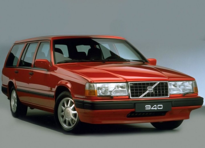 Technical specifications and characteristics for【Volvo 940 Combi (945)】 - picture 1