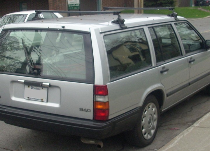 Technical specifications and characteristics for【Volvo 940 Combi (945)】 - picture 5