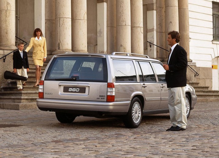 Технически характеристики за Volvo 960 Kombi (965) - picture 5
