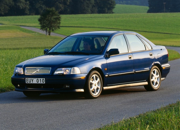 Технически характеристики за Volvo S40 (VS) - picture 1