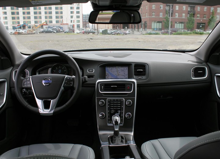 Технически характеристики за Volvo S60 II Restyling - picture 5