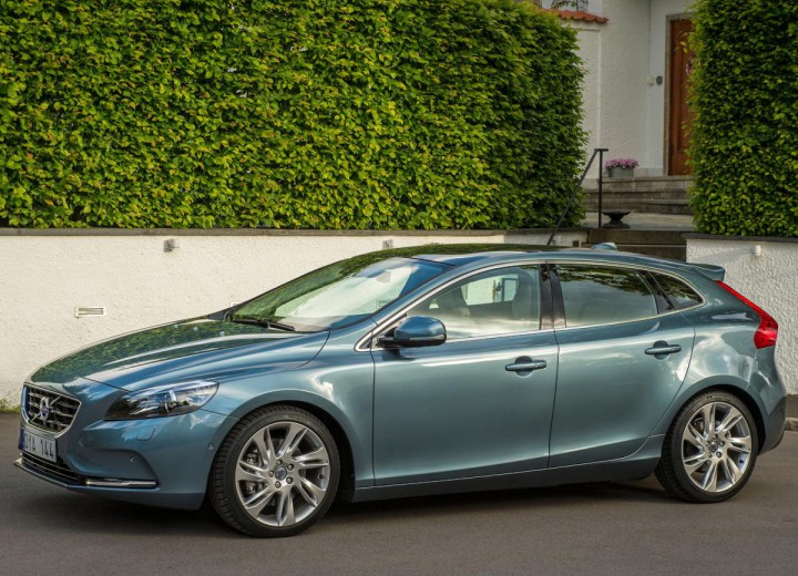 Технически характеристики за Volvo V40 (2012) - picture 3