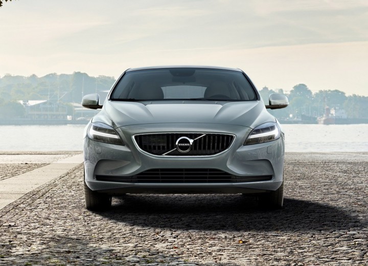 Технически характеристики за Volvo V40 II Restyling - picture 2
