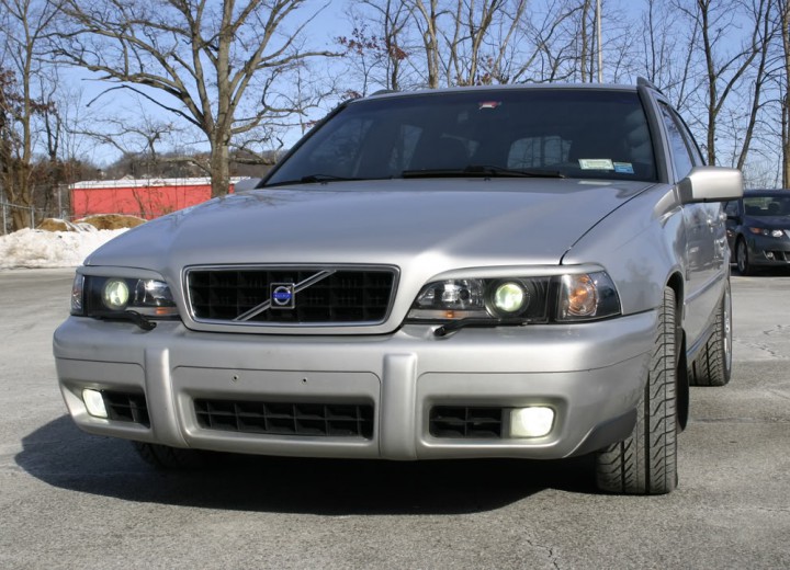 Τεχνικά χαρακτηριστικά για Volvo V70 I - picture 1