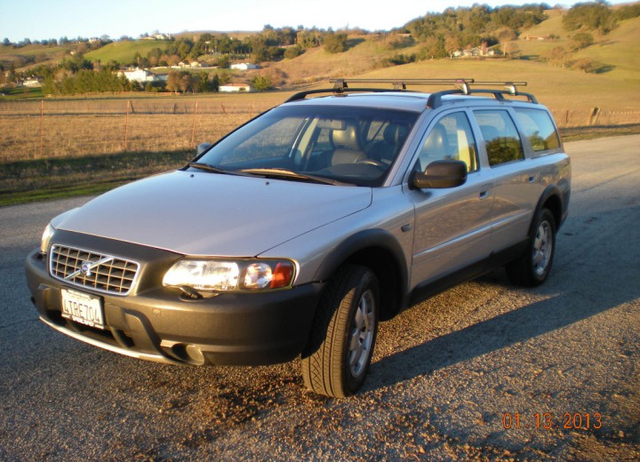 Технически характеристики за Volvo V70 XC - picture 1
