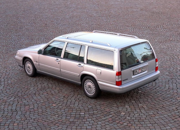 Технически характеристики за Volvo V90 Combi - picture 4