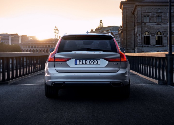 Technical specifications and characteristics for【Volvo V90 II Combi】 - picture 5
