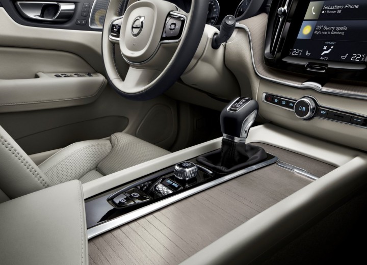 Технические характеристики о Volvo XC60 II - picture 8