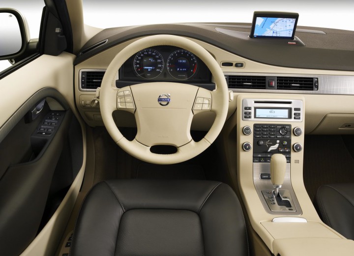 Технически характеристики за Volvo XC70 II - picture 6