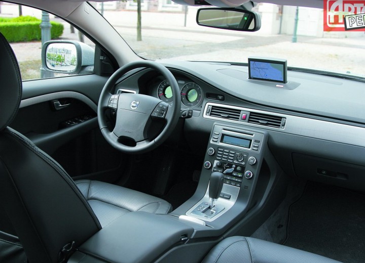 Технически характеристики за Volvo XC70 II - picture 8